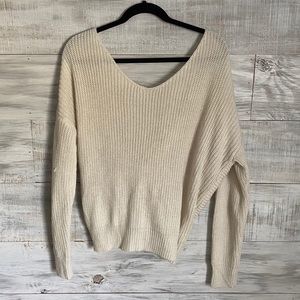 Main Strip Twist Knit White Sweater